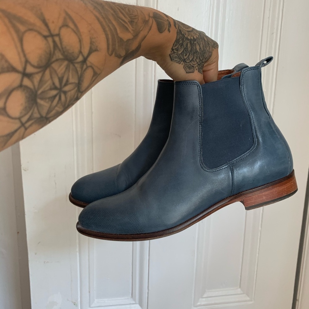 Ten points leather Chelsea boots